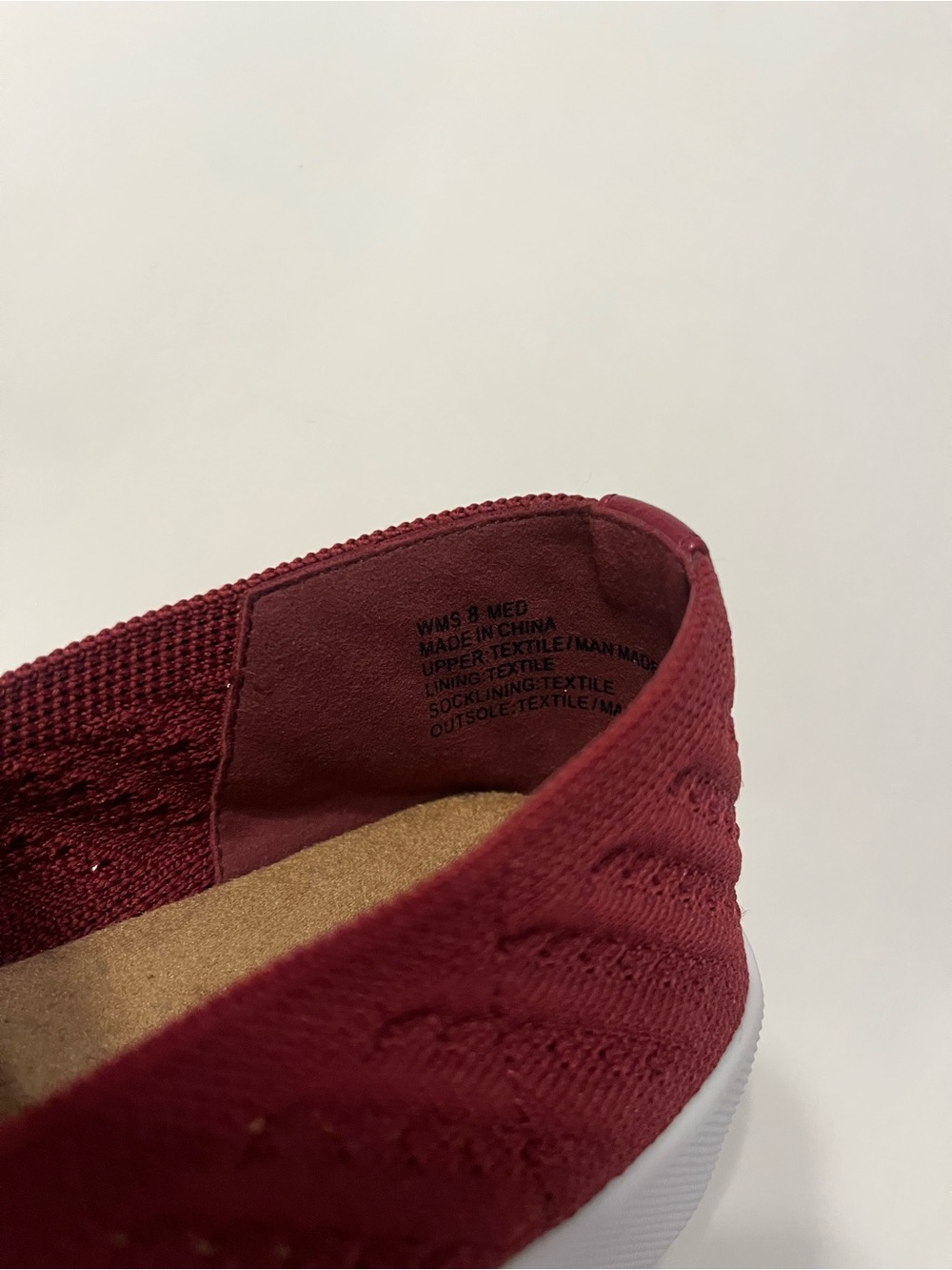 Sonoma Catahoula Women’s Slip-On Knit Sneakers in Burgundy like new size 8 med - Picture 6 of 8